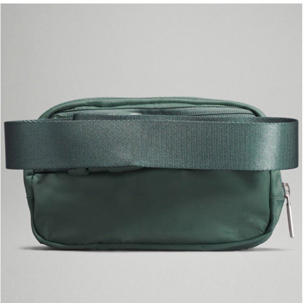 LULULEMON Everywhere Belt Bag 1L in Tidewater Teal - Picture 3 of 3